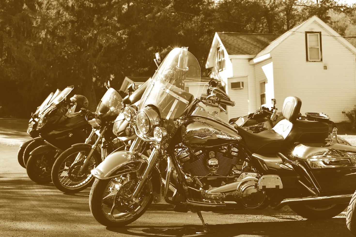 La Storia del Motociclismo a Magenta e Dintorni